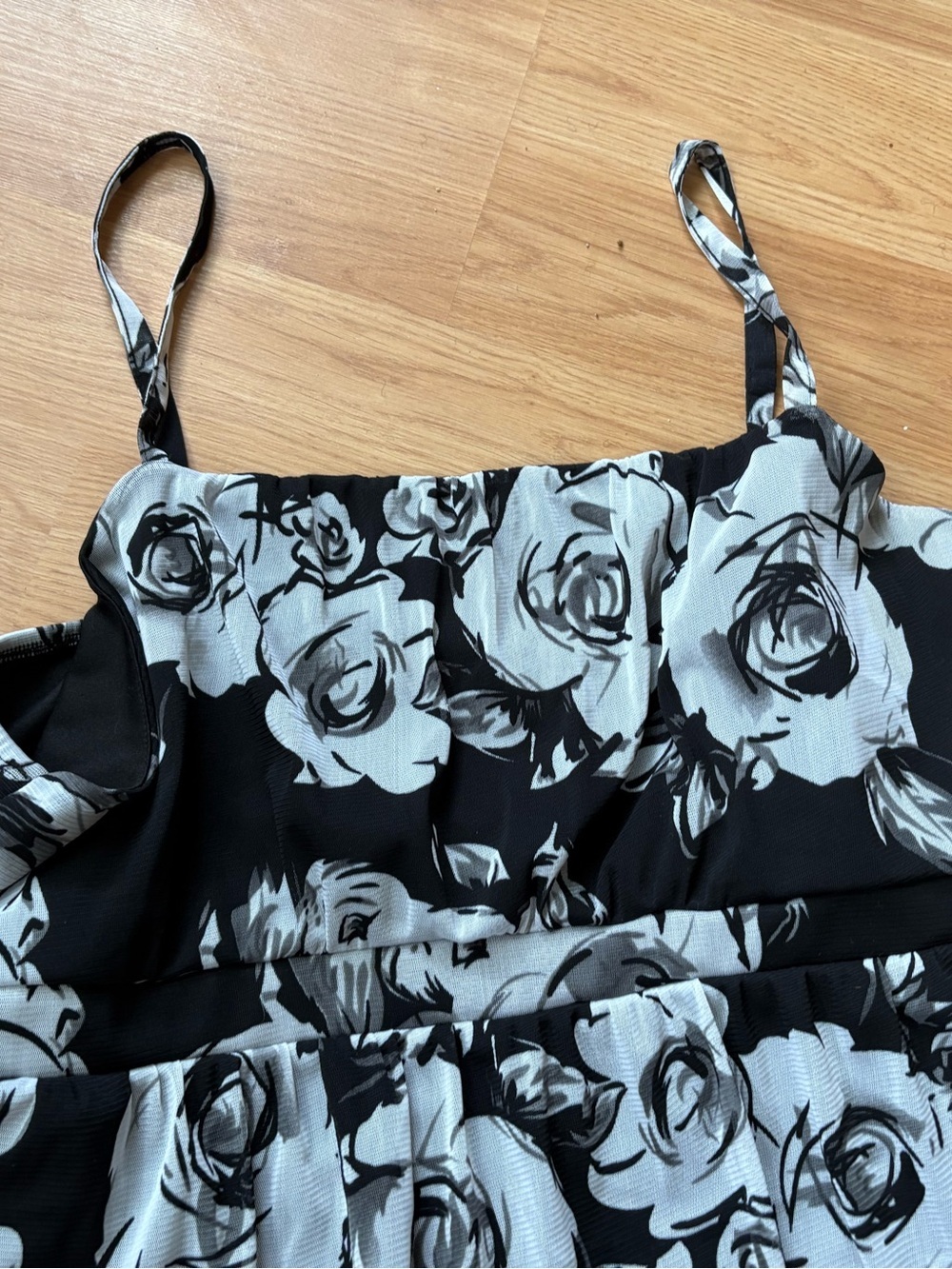 Ricki's Black and White Floral Knit Dress XXL frills, ruffles - Picture 5 of 9